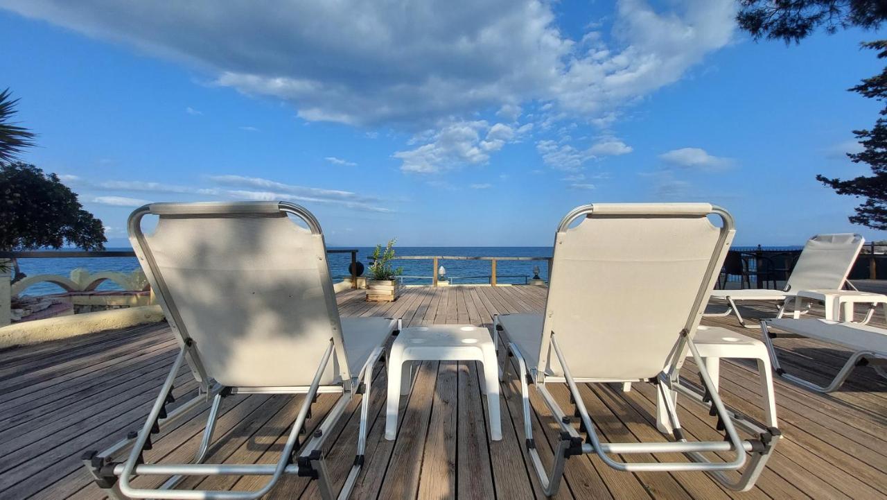 Silis Houses On The Beach 아르테미다 외부 사진