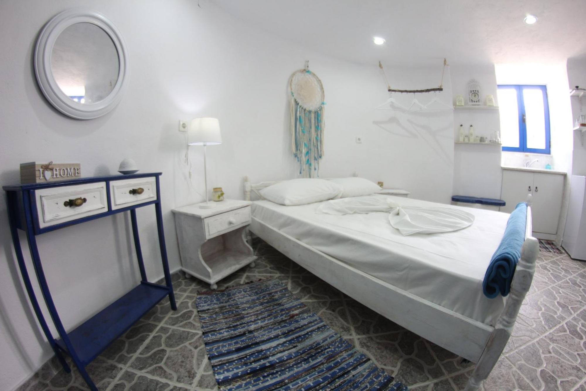 Silis Houses On The Beach 아르테미다 객실 사진